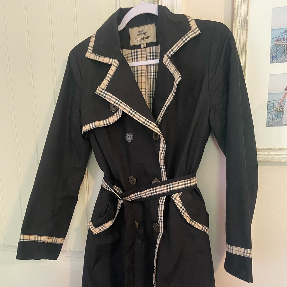 Burberry London Women’s Trench size M